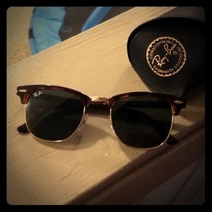Ray ban